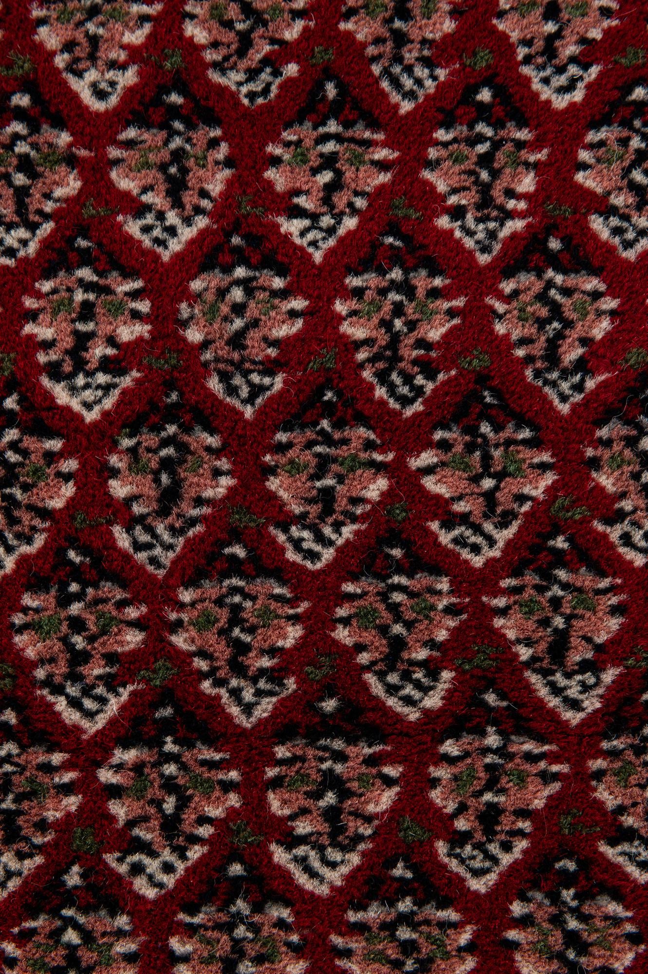 2' 11 x 5' 3 Hand Knotted Mir Wool Rug