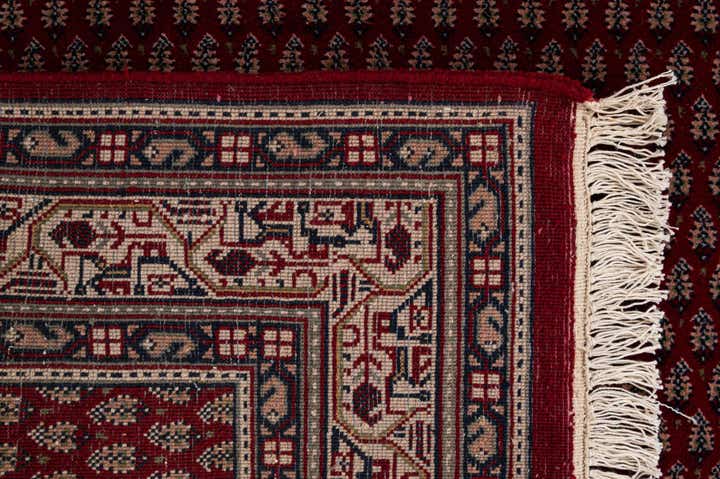 3' 11 x 5' 10 Hand Knotted Mir Wool Rug