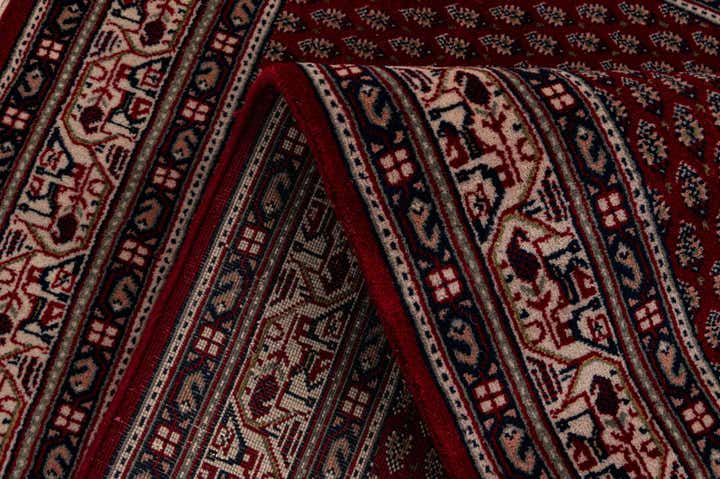 3' 11 x 5' 10 Hand Knotted Mir Wool Rug