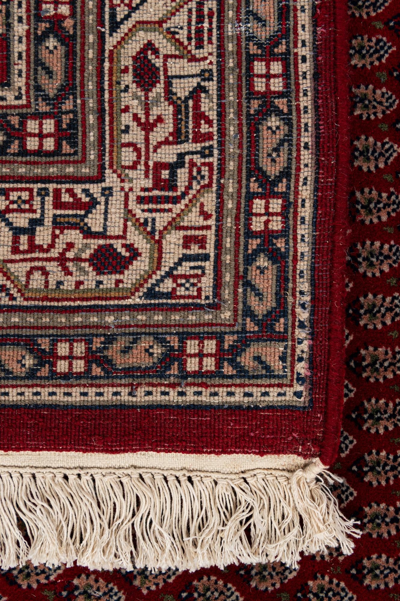 3' 11 x 5' 8 Hand Knotted Mir Wool Rug