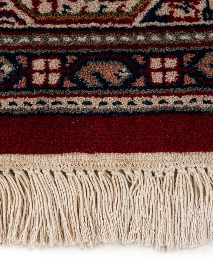 Detail image of 3' 11 x 5' 8  Hand Knotted Mir Wool Rug