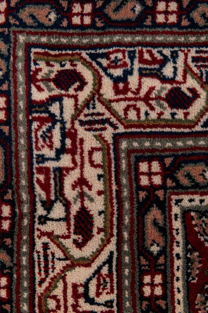 3' 11 x 5' 8 Hand Knotted Mir Wool Rug