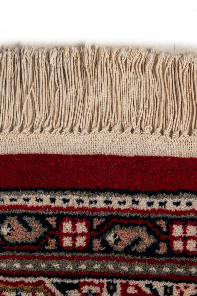 4' x 5' 10 Hand Knotted Mir Wool Rug