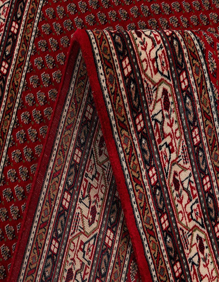 Detail image of 5' 9 x 7' 10  Hand Knotted Mir Wool Rug