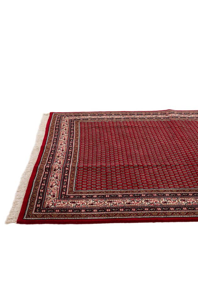 Detail image of 5' 9 x 7' 10 Hand Knotted Mir Wool Rug
