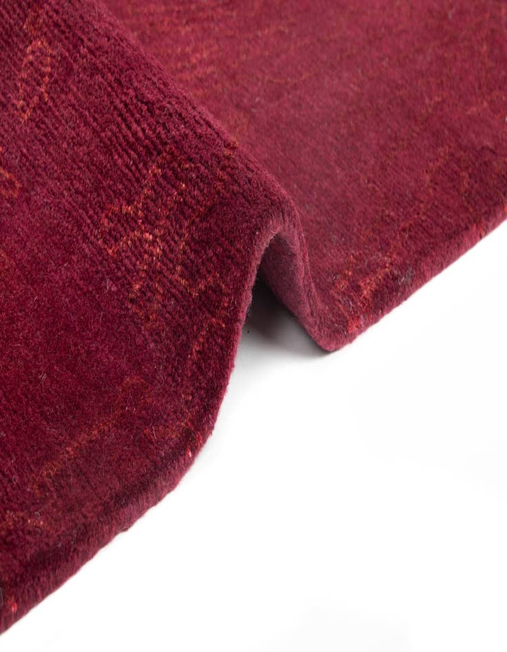 Detail image of 7' 9 x 9' 10 Modern Nehmo Wool Rug
