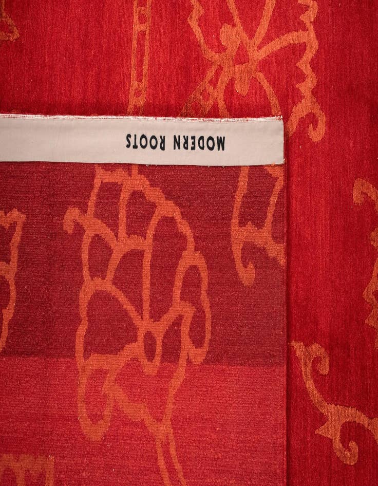 Detail image of 8' 2 x 9' 10 Modern Roots Rug