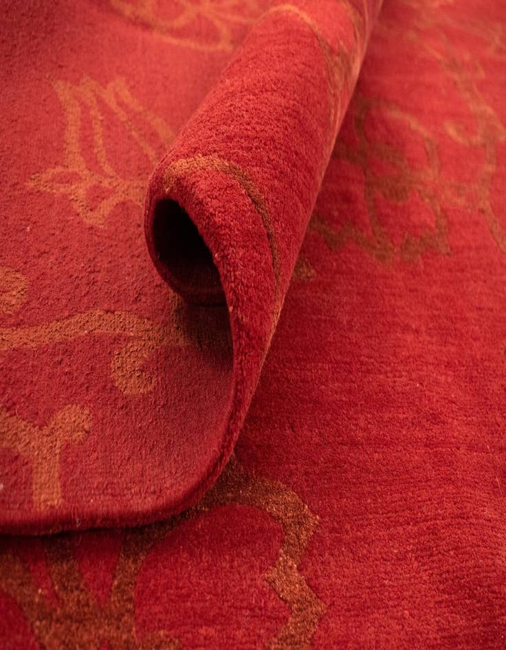 Detail image of 8' 2 x 9' 10 Modern Roots Rug