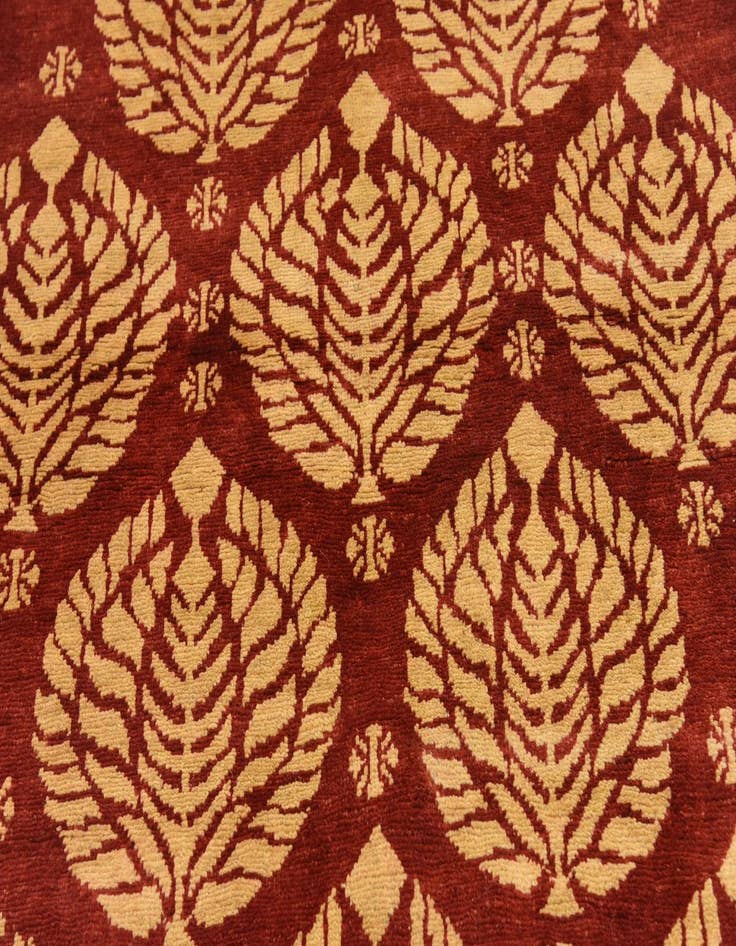 Detail image of 3' 6 x 4' 9  Hand Knotted Modern Ziegler Rug