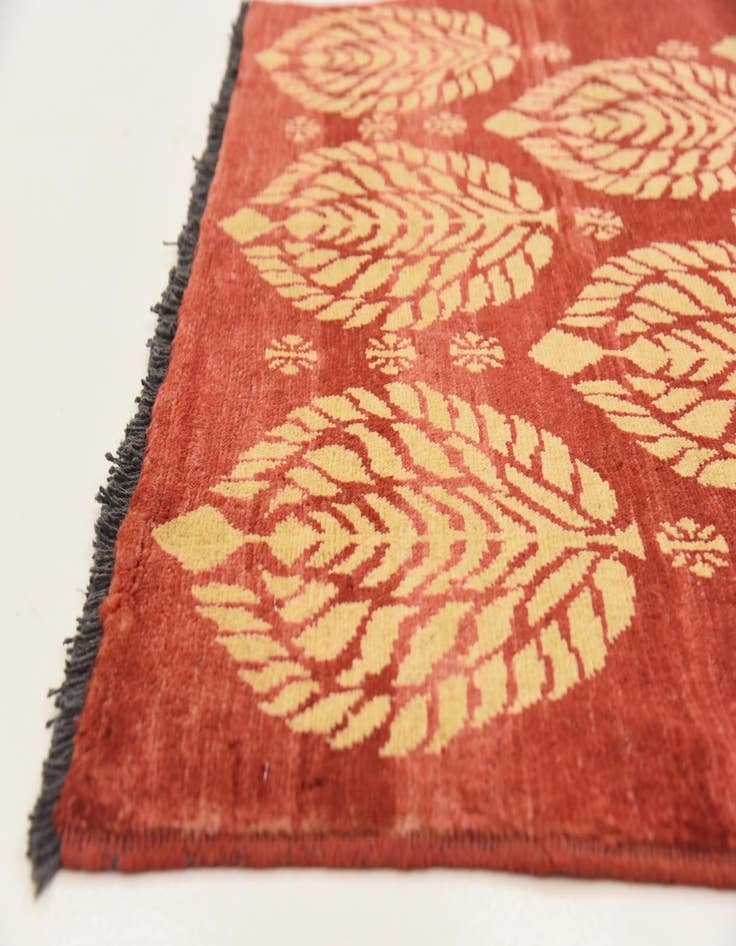 Detail image of 3' 6 x 4' 9  Hand Knotted Modern Ziegler Rug