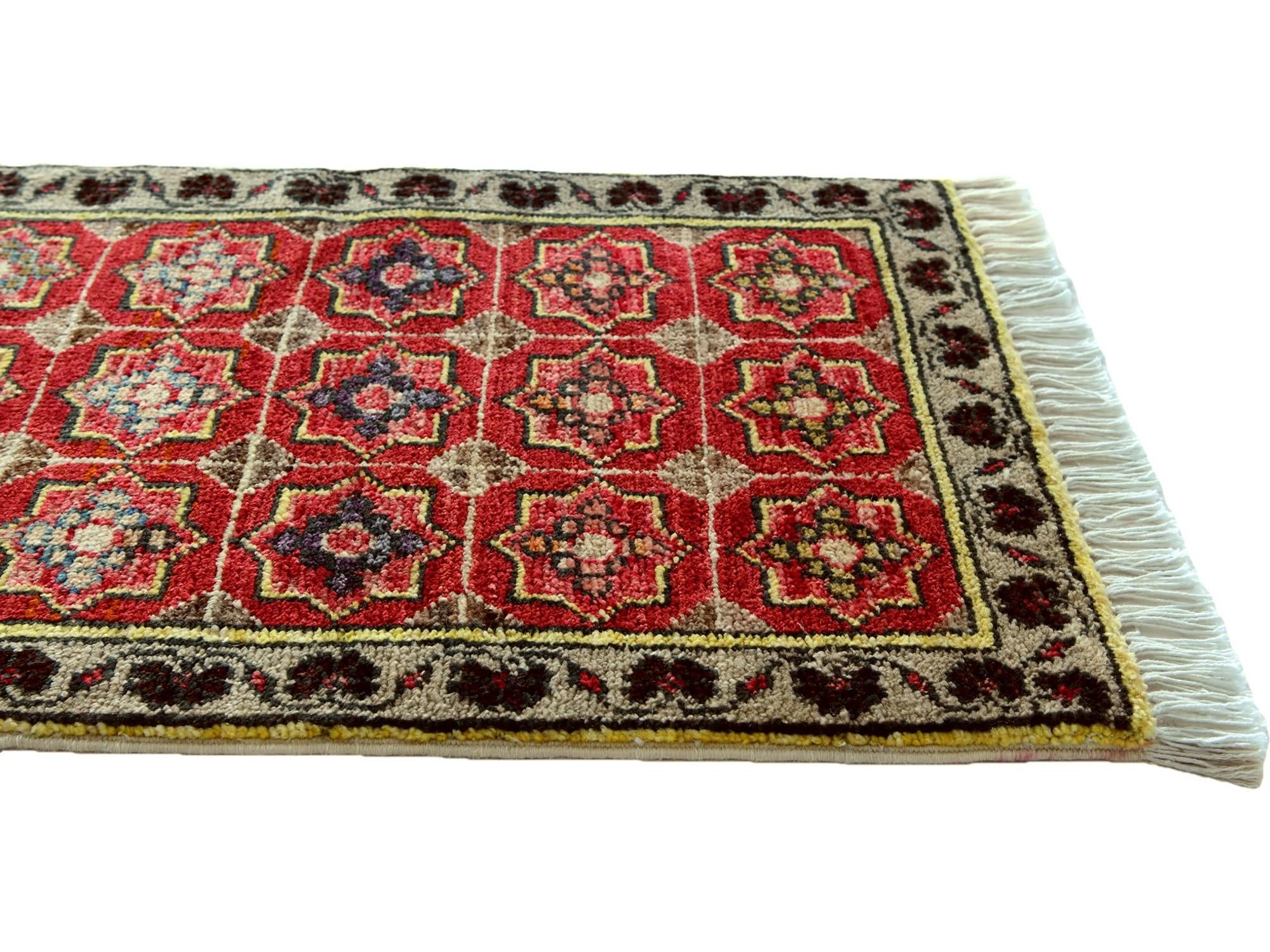 1' 5 x 2' Hand Knotted Modern Ziegler Rug