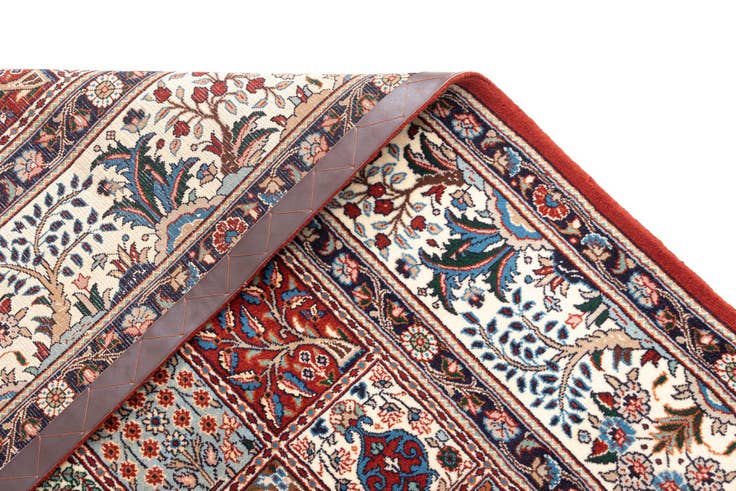 Detail image of 6' 10 x 9' 6 Mood Wool Rug