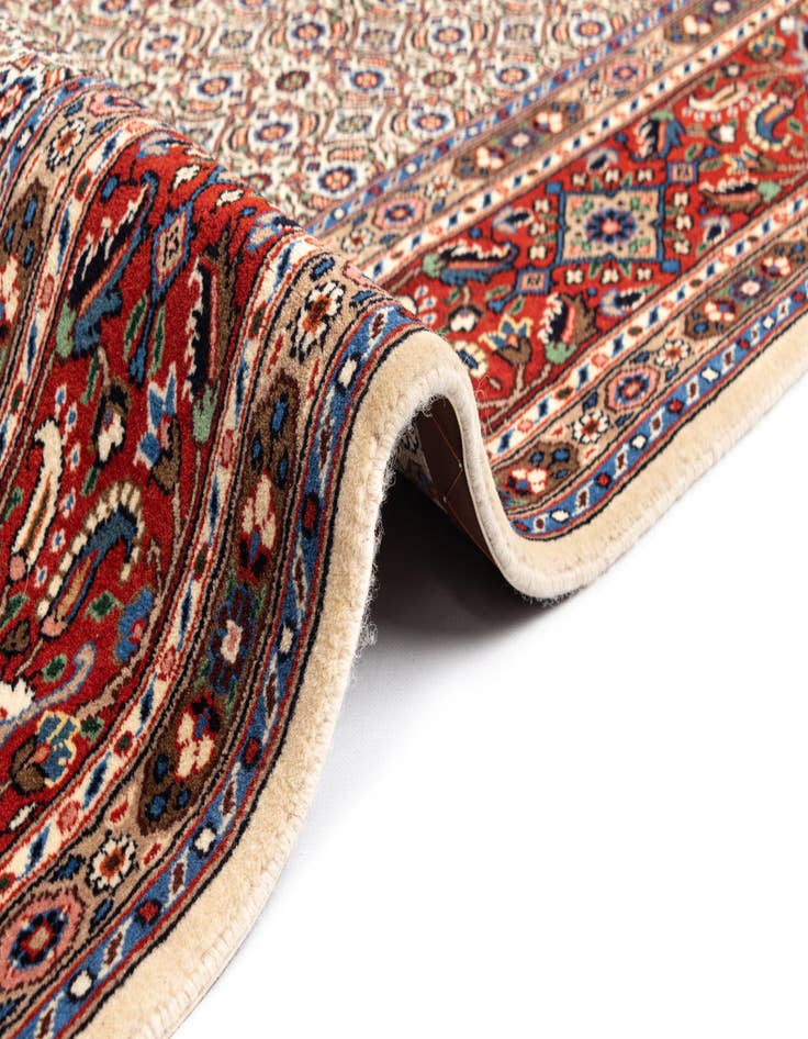 Detail image of 6' 6 x 9' 10 Mood Rug