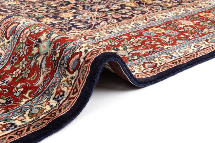 Detail image of 6' 5 x 9' 8 Mood Wool Rug