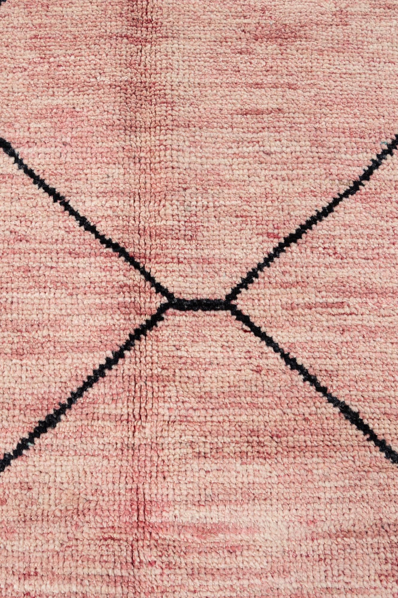 5' 7 x 8' 2 Hand Knotted Moroccan Wool Rug