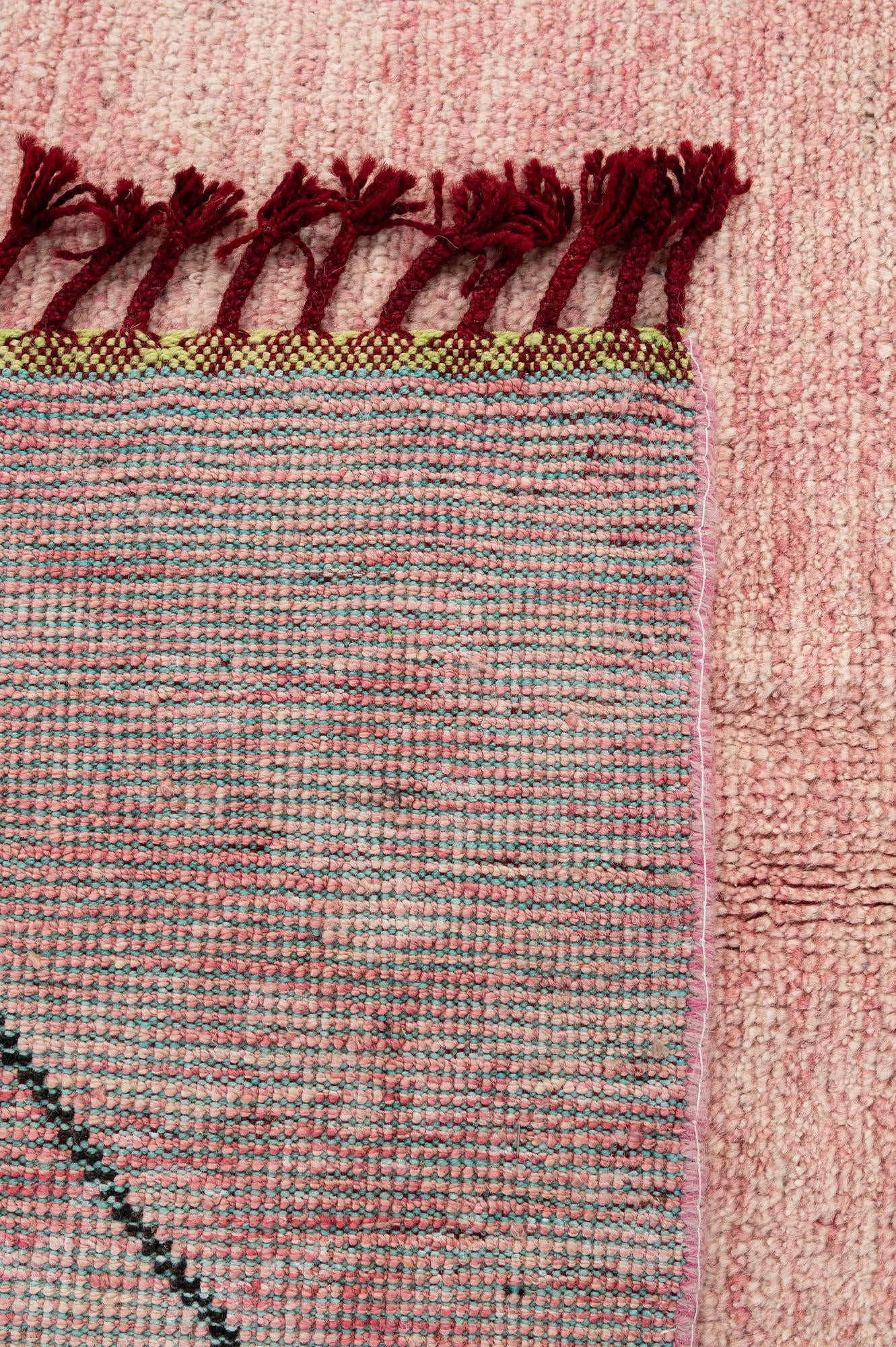 5' 7 x 8' 4 Hand Knotted Moroccan Wool Rug