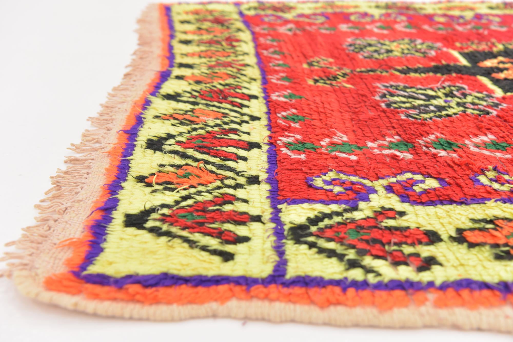 4' x 7' Hand Knotted Moroccan Wool Rug