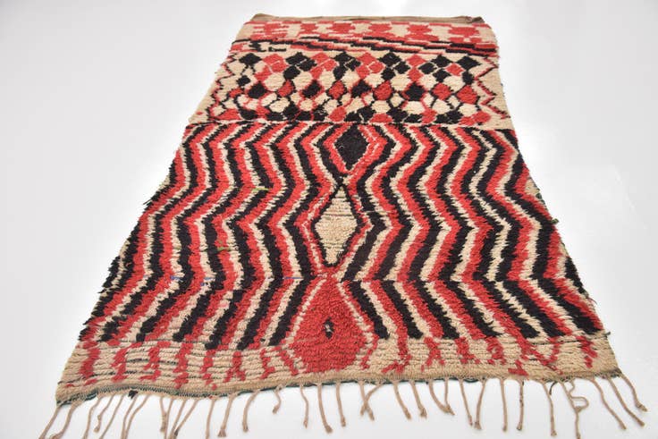 Detail image of 5' 2 x 9' 3 Hand Knotted Moroccan Wool Rug