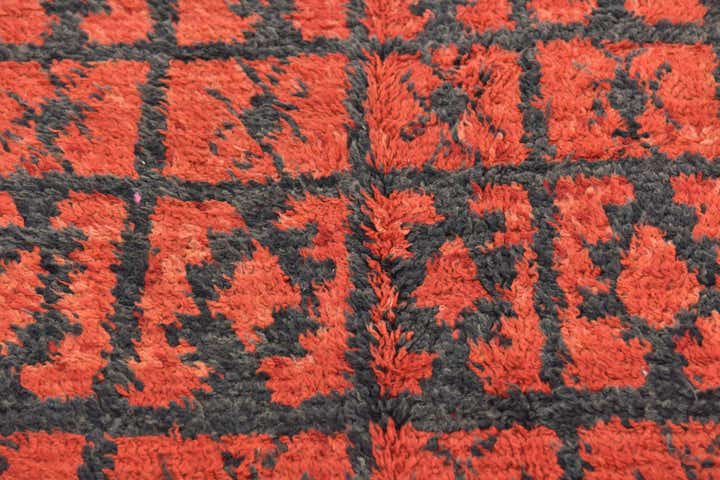 4' x 6' 8 Hand Knotted Moroccan Wool Rug