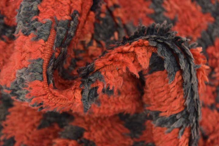 4' x 6' 8 Hand Knotted Moroccan Wool Rug