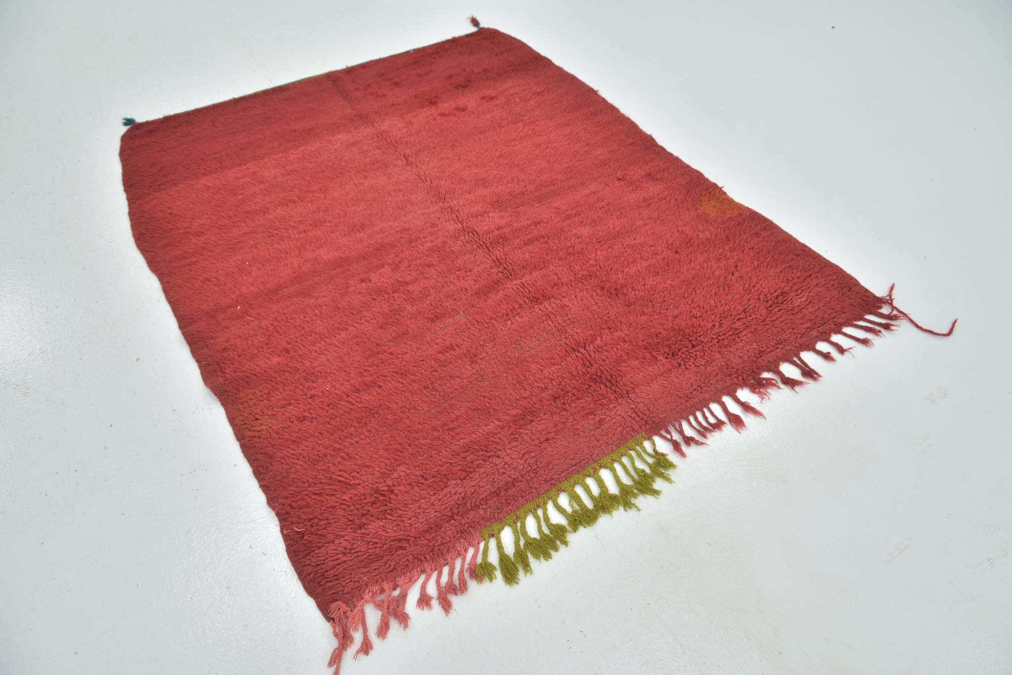 4' 9 x 5' 6 Hand Knotted Moroccan Wool Rug