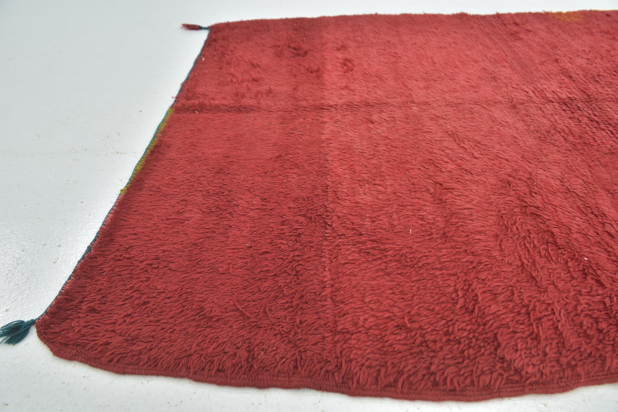 4' 9 x 5' 6 Hand Knotted Moroccan Wool Rug