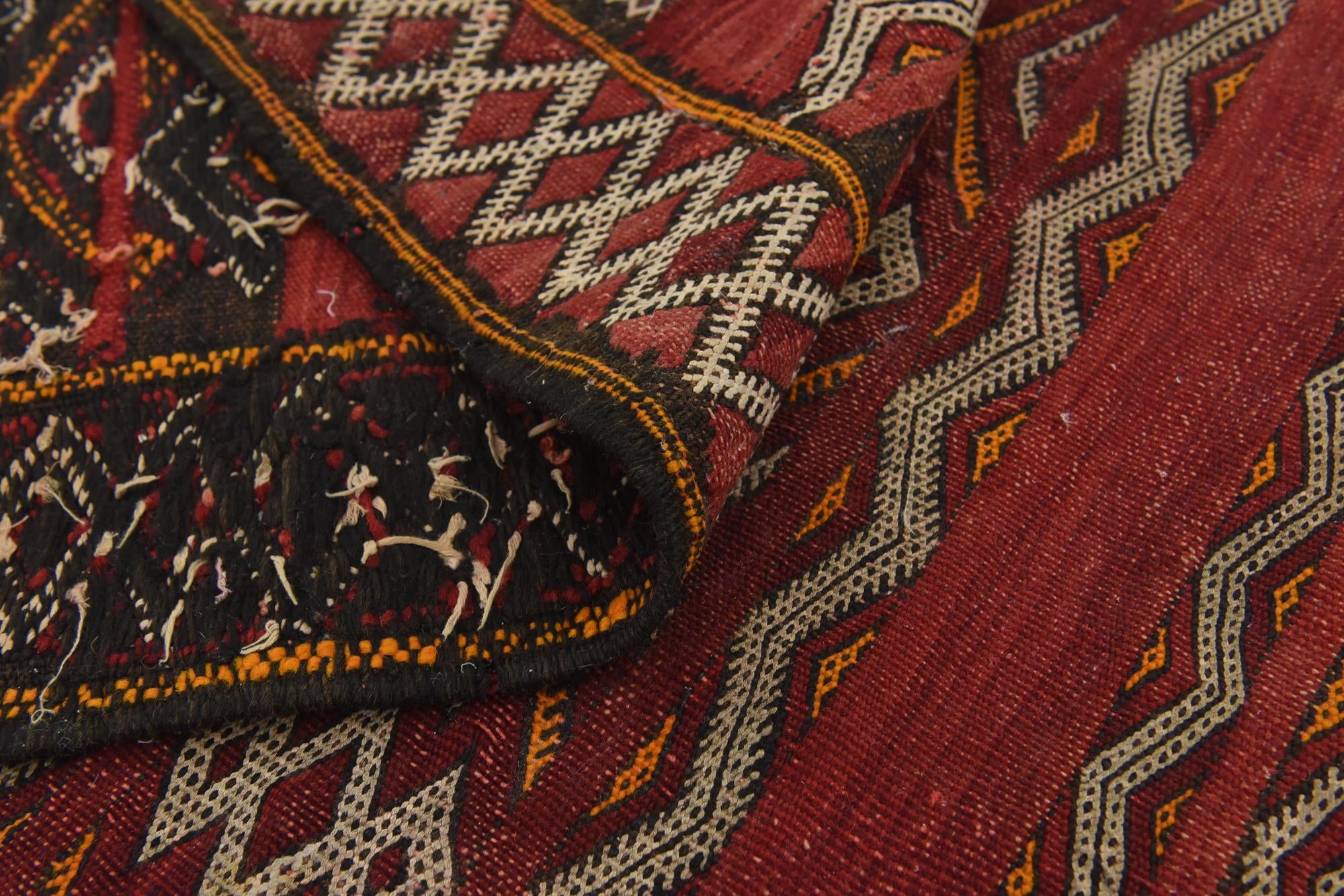 4' 8 x 6' 5 Hand Woven Moroccan Wool Rug
