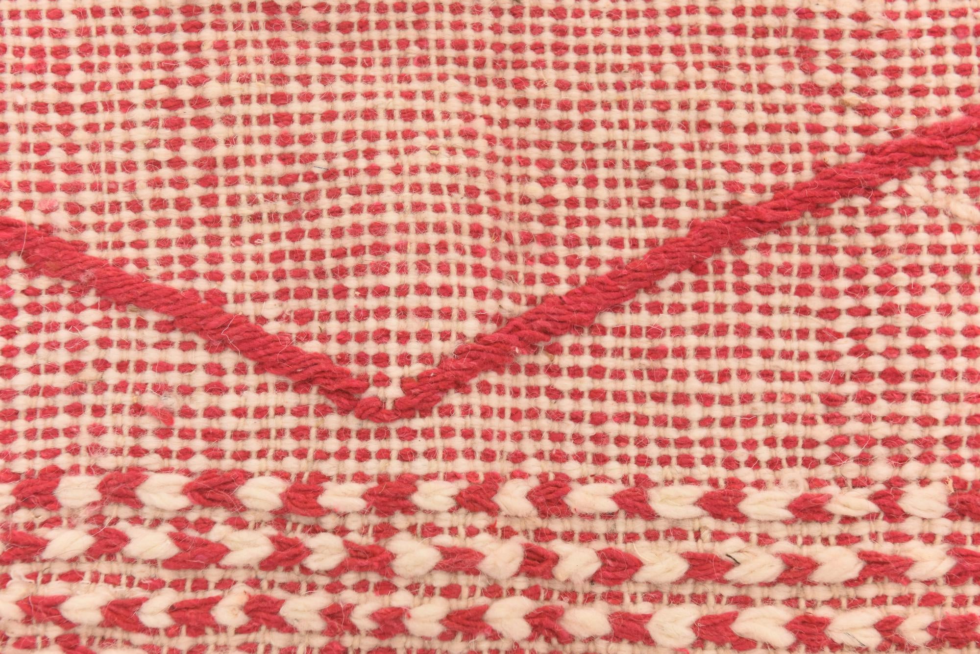 4' 9 x 8' 5 Hand Knotted Moroccan Wool Rug