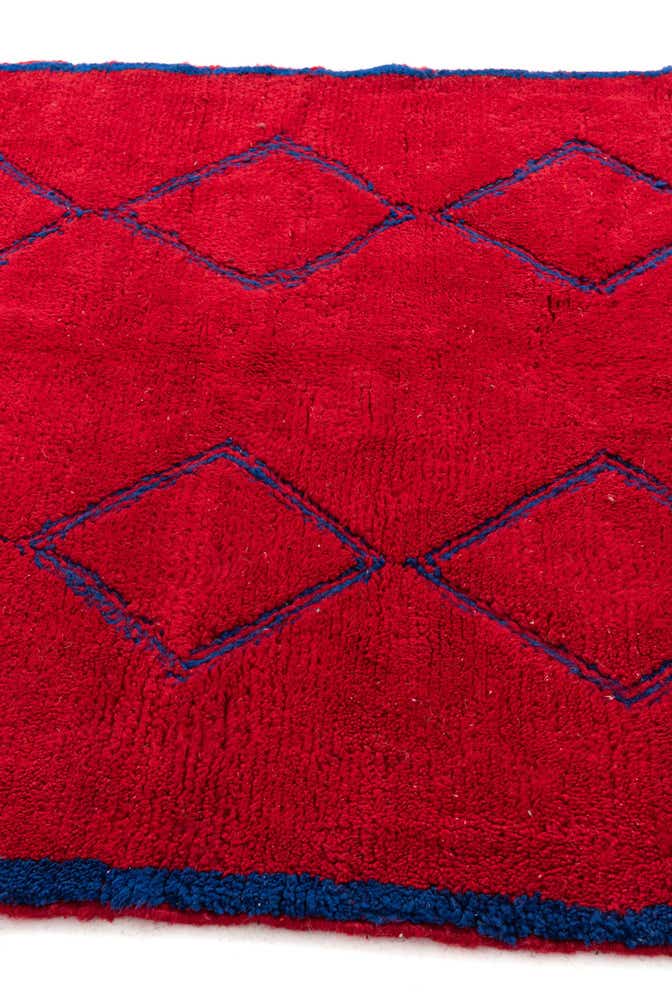 5' 10 x 7' 6 Hand Knotted Moroccan Wool Rug
