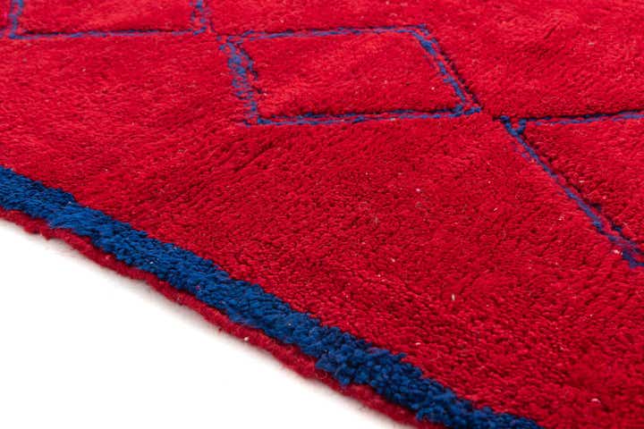 5' 10 x 7' 6 Hand Knotted Moroccan Wool Rug