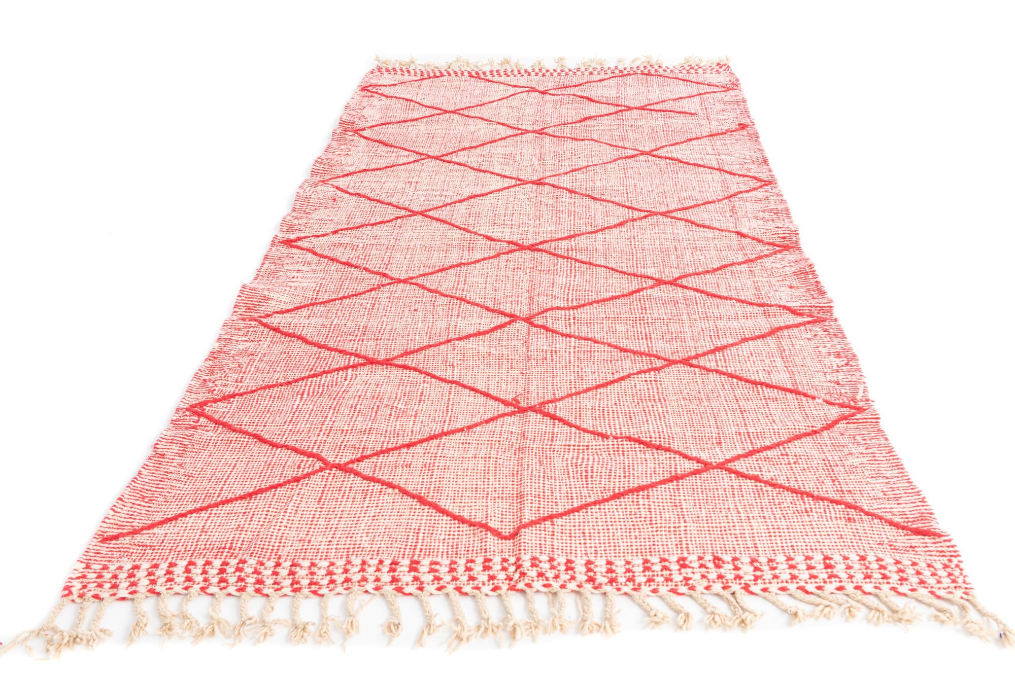 4' 10 x 8' 7 Hand Knotted Moroccan Wool Rug