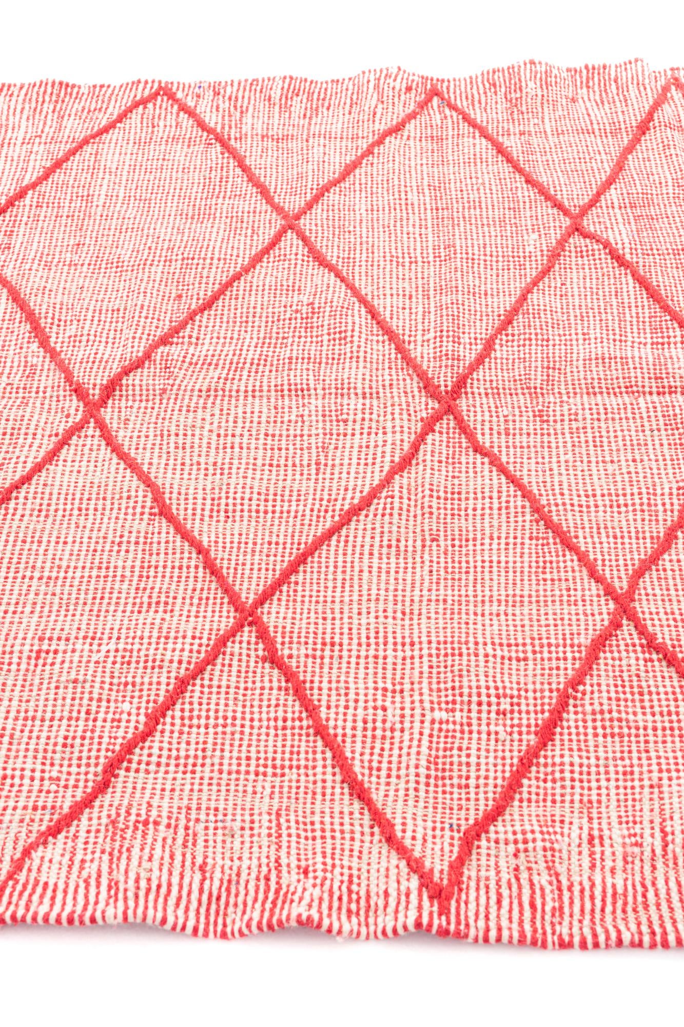 4' 10 x 8' 7 Hand Knotted Moroccan Wool Rug