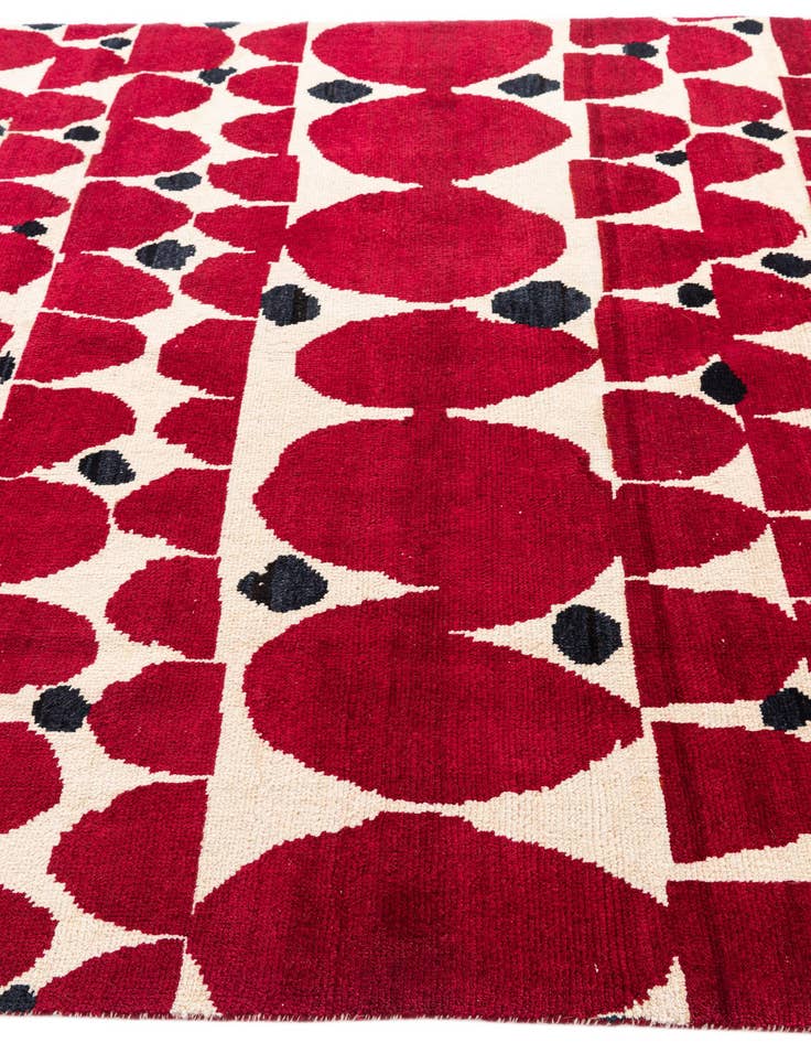 Detail image of 6' 5 x 9' 10  Hand Knotted Moroccan Wool Rug