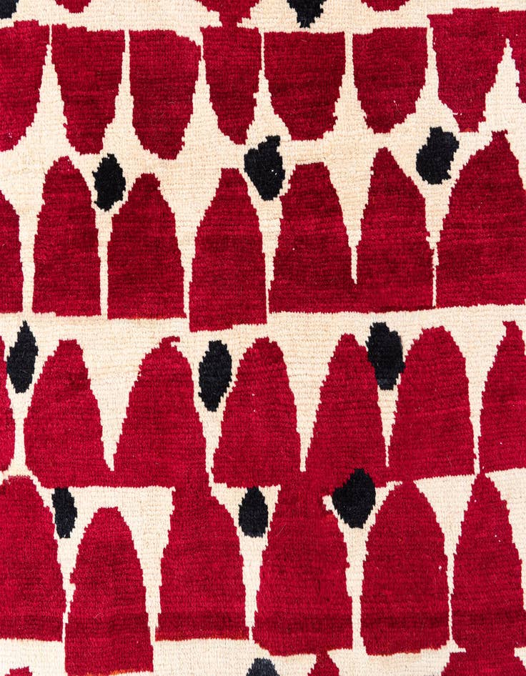 Detail image of 6' 5 x 9' 10  Hand Knotted Moroccan Wool Rug