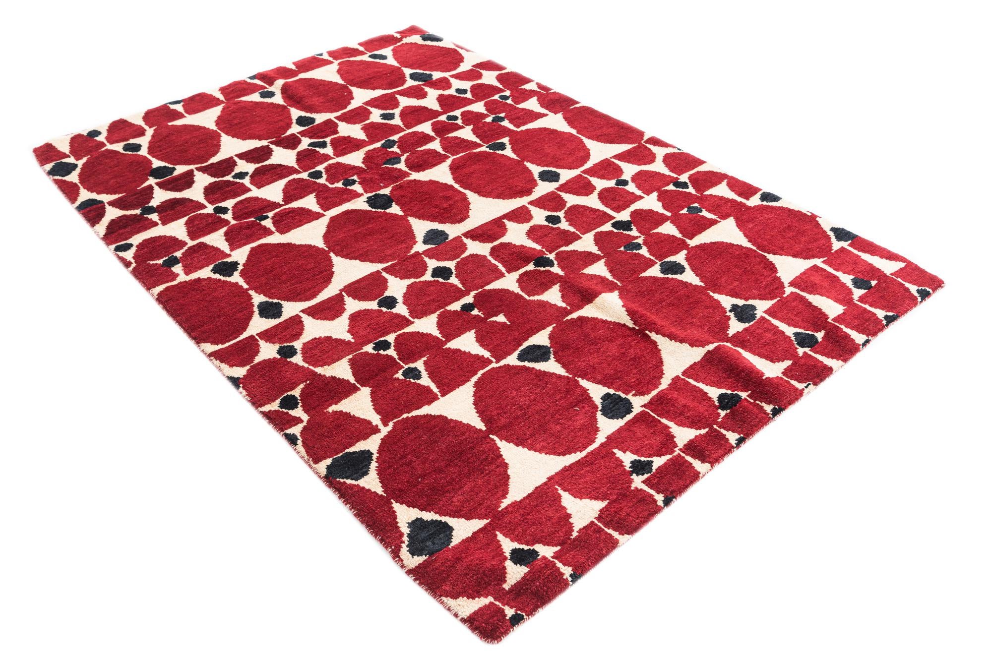 5' 7 x 8' 2 Hand Knotted Moroccan Wool Rug