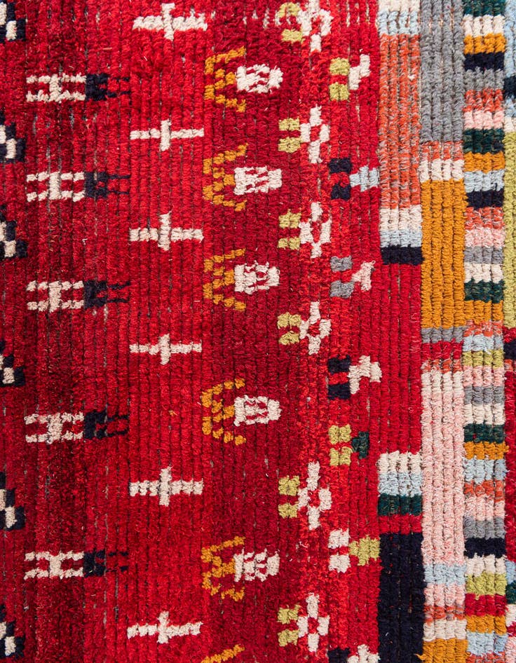 Detail image of 7' 3 x 9'  Hand Knotted Moroccan Wool Rug
