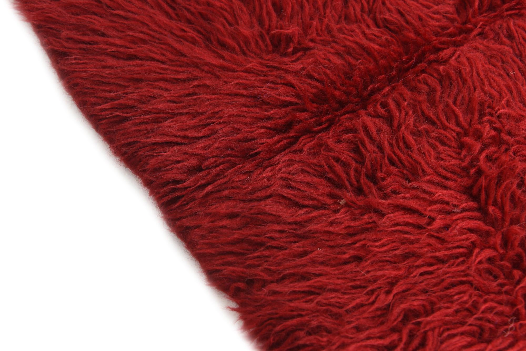 2' 2 x 2' 9 Hand Knotted Moroccan Wool Rug