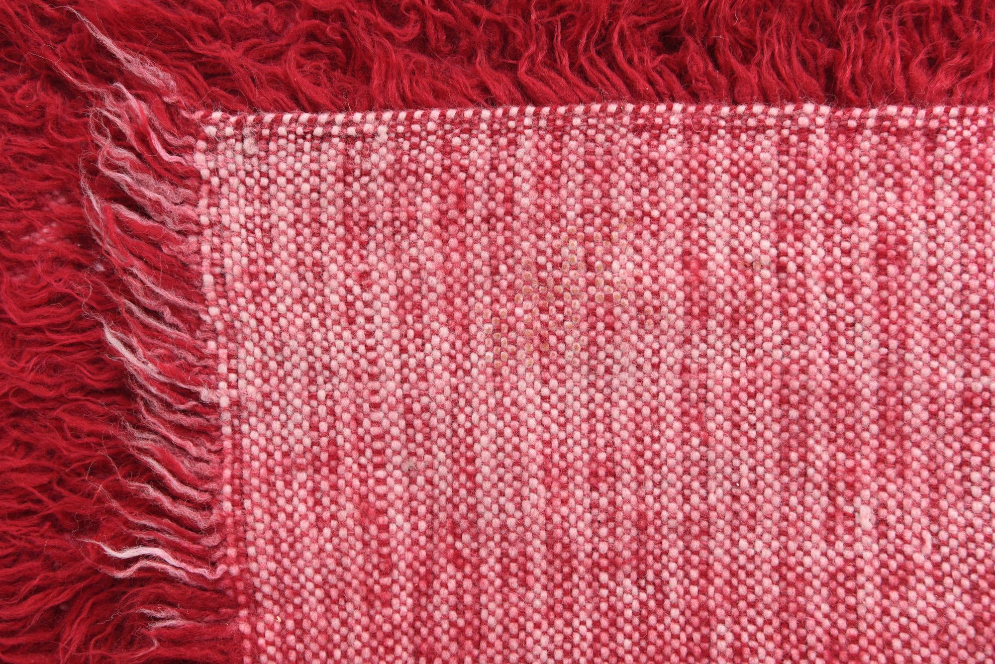 2' 6 x 4' 9 Hand Knotted Moroccan Wool Rug