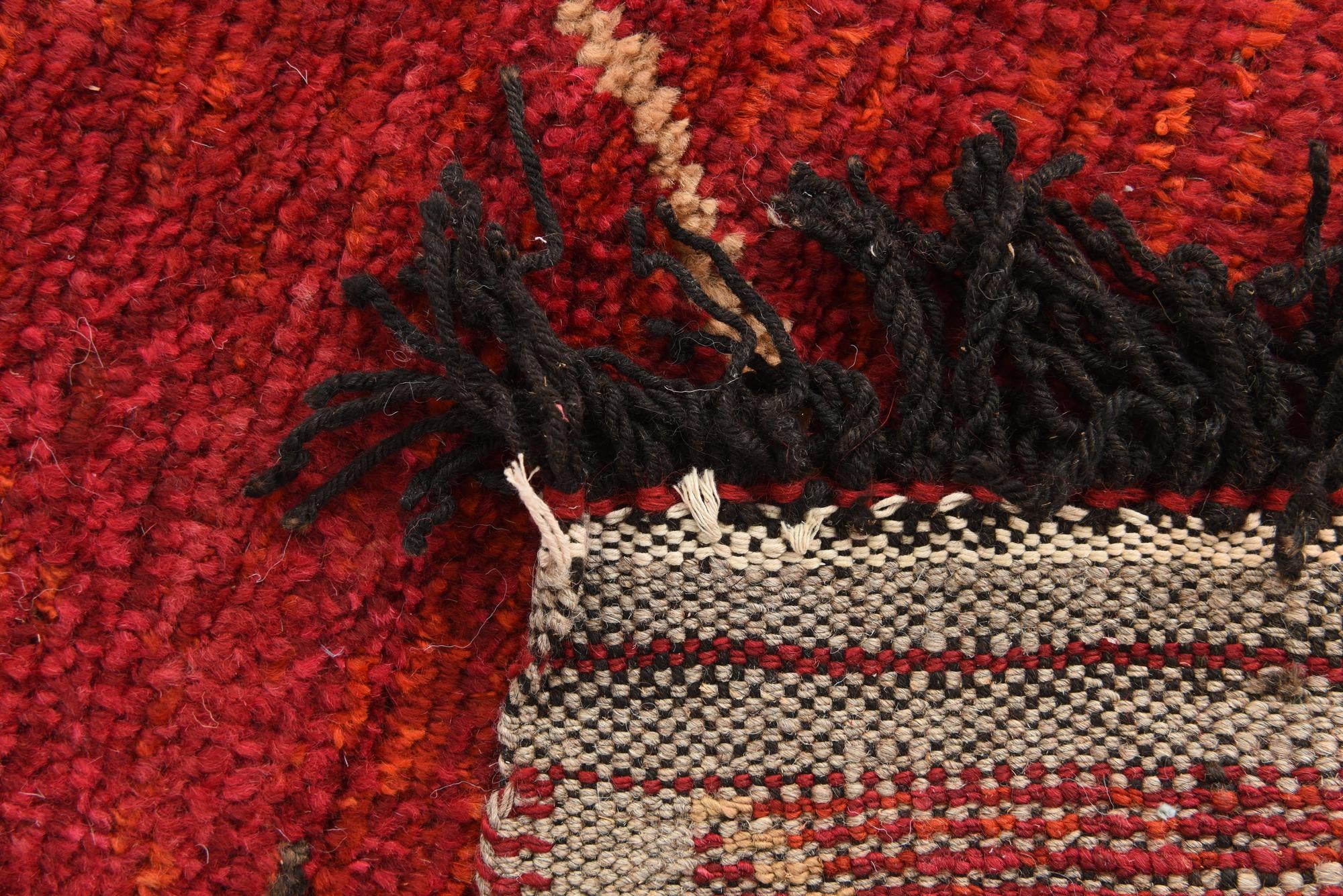 4' x 6' 2 Hand Knotted Moroccan Wool Rug