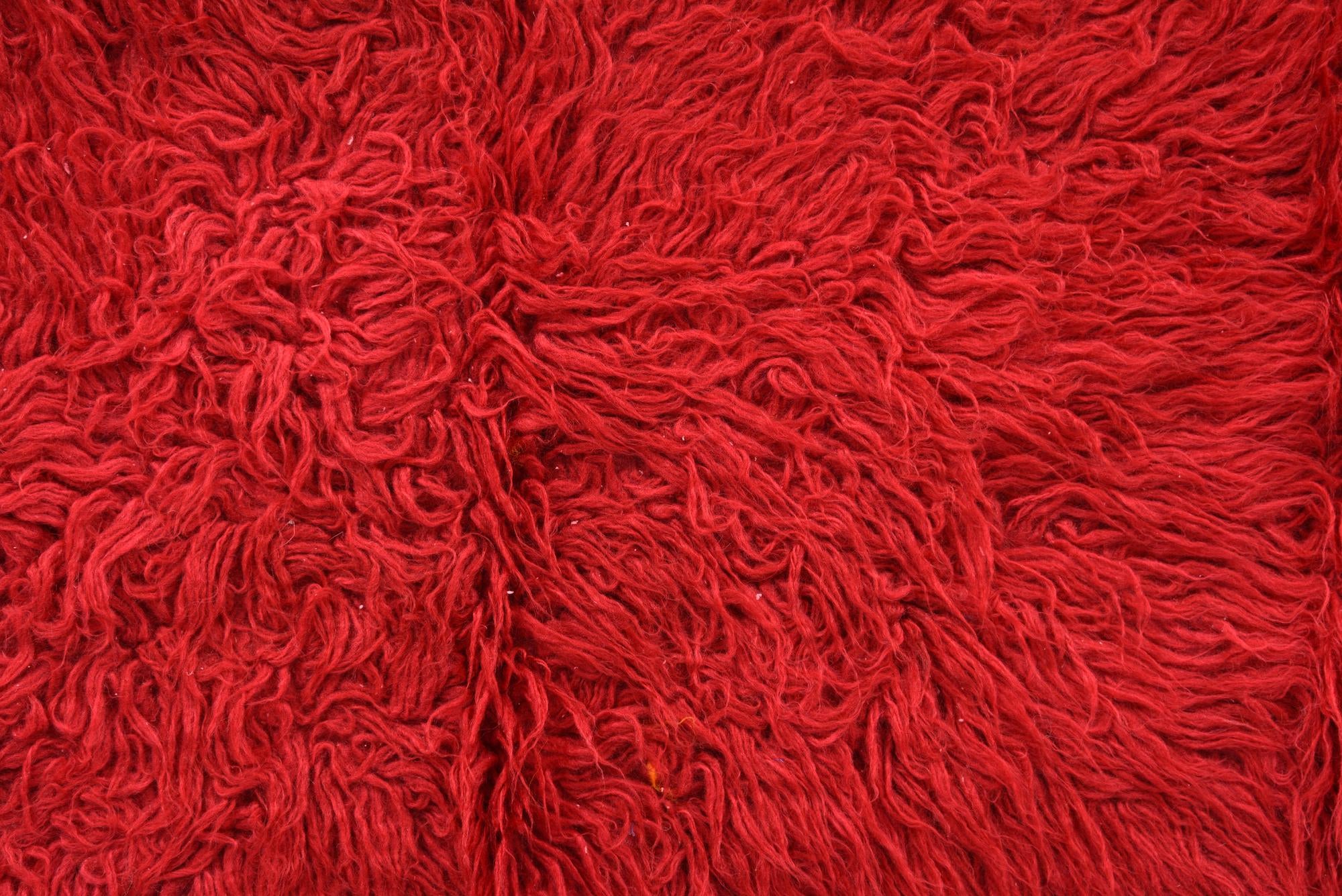 2' 5 x 4' 8 Hand Knotted Moroccan Wool Rug