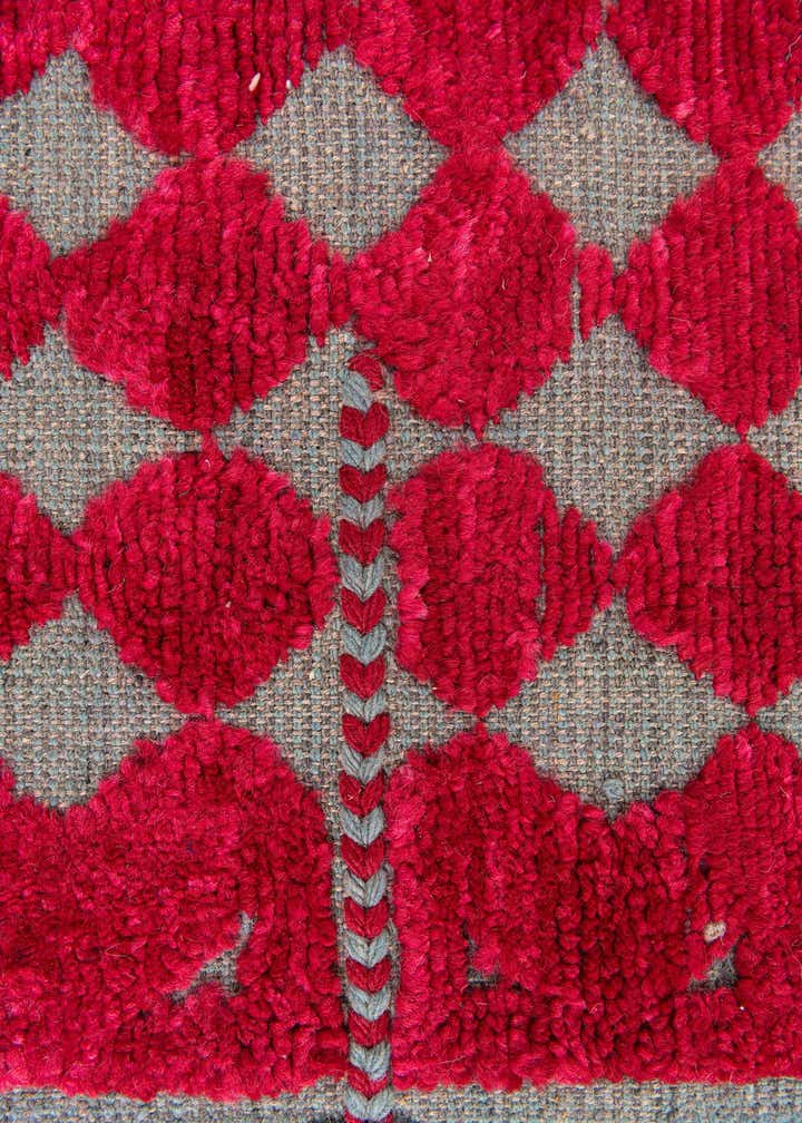 4' 10 x 7' 4 Hand Knotted Moroccan Wool Rug