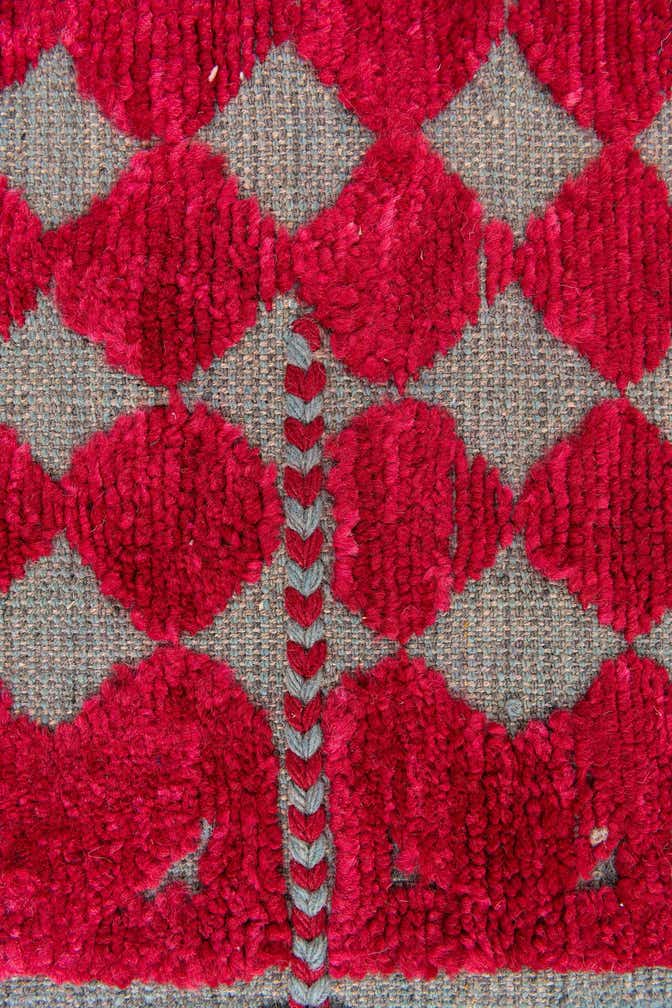 4' 10 x 7' 4 Hand Knotted Moroccan Wool Rug