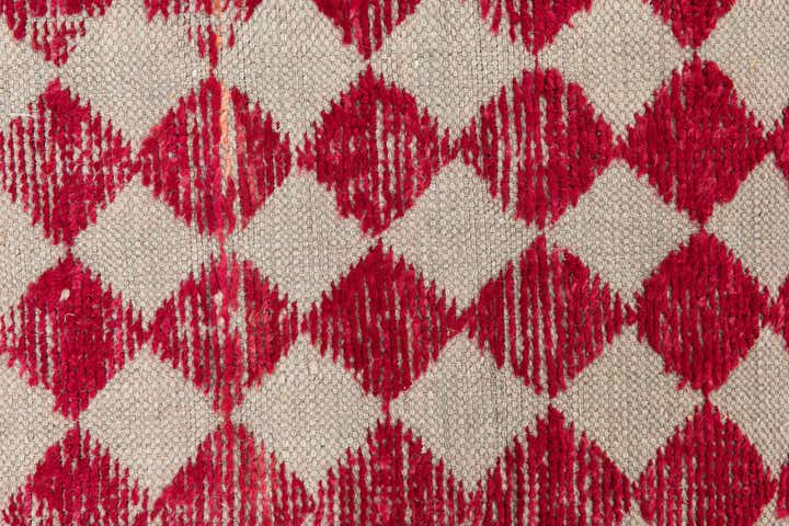 5' x 7' 4 Hand Knotted Moroccan Wool Rug