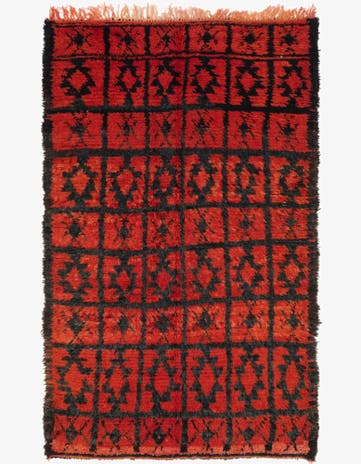 4' x 6' 8 Hand Knotted Moroccan Wool Rug