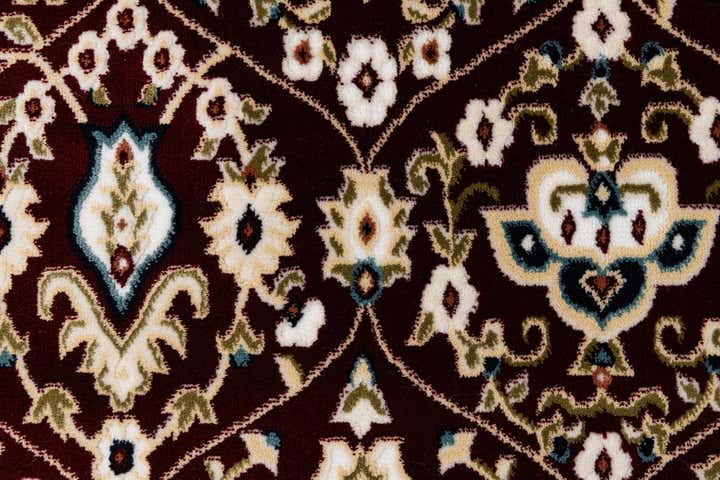 5' x 7' 7 Nain Design Rug