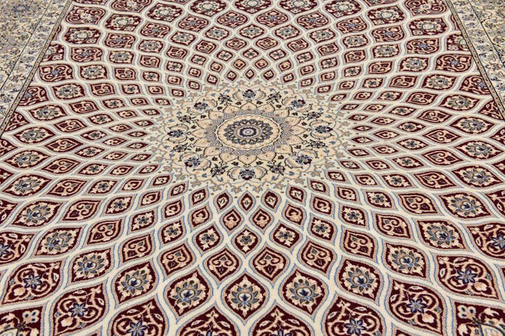 Detail image of 8' 2 x 11' 9 Hand Knotted Nain Persian Rug