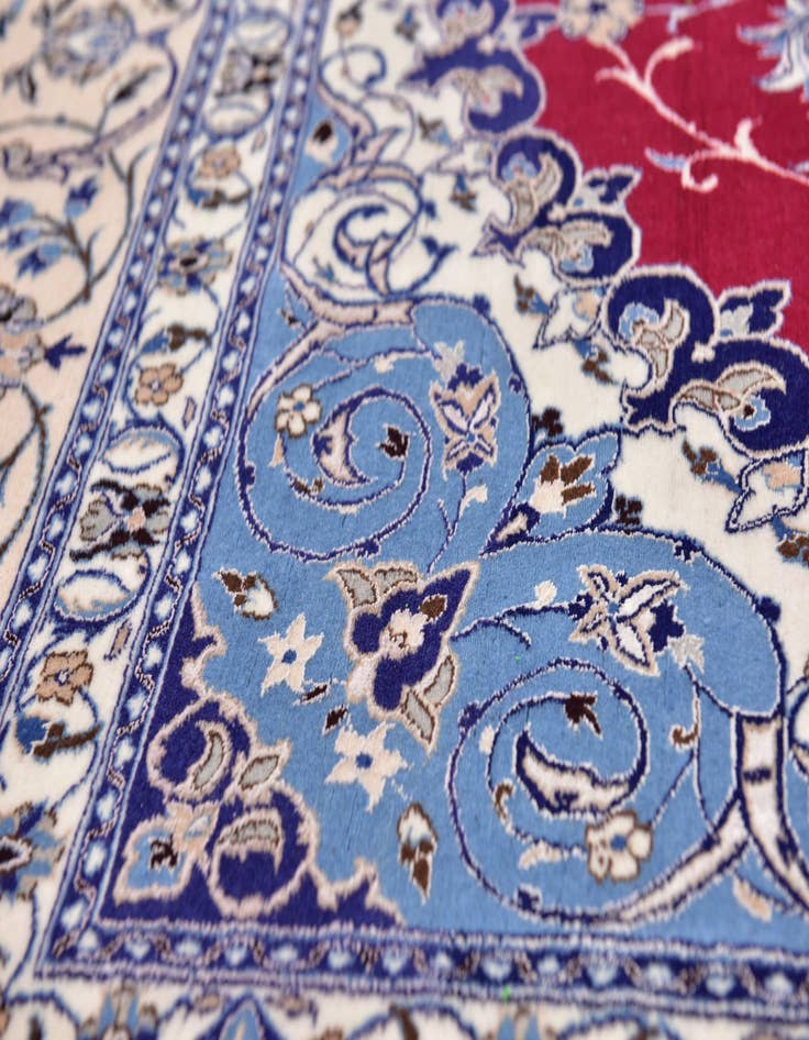 Detail image of 6' 8 x 10' Hand Knotted Nain Persian Rug