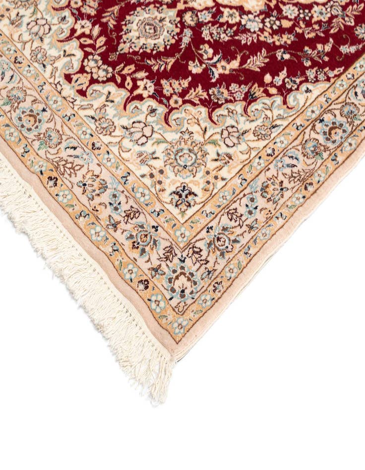 Detail image of 3' 1 x 5' 1 Nain Rug