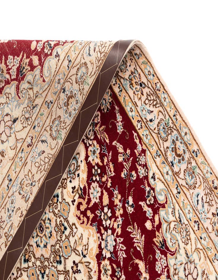 Detail image of 3' 1 x 5' 1 Nain Rug