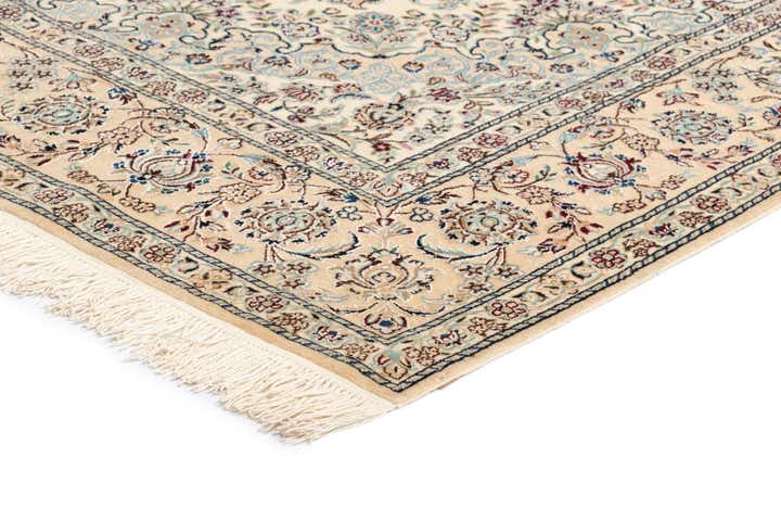 5' 5 x 7' 10 Nain Rug